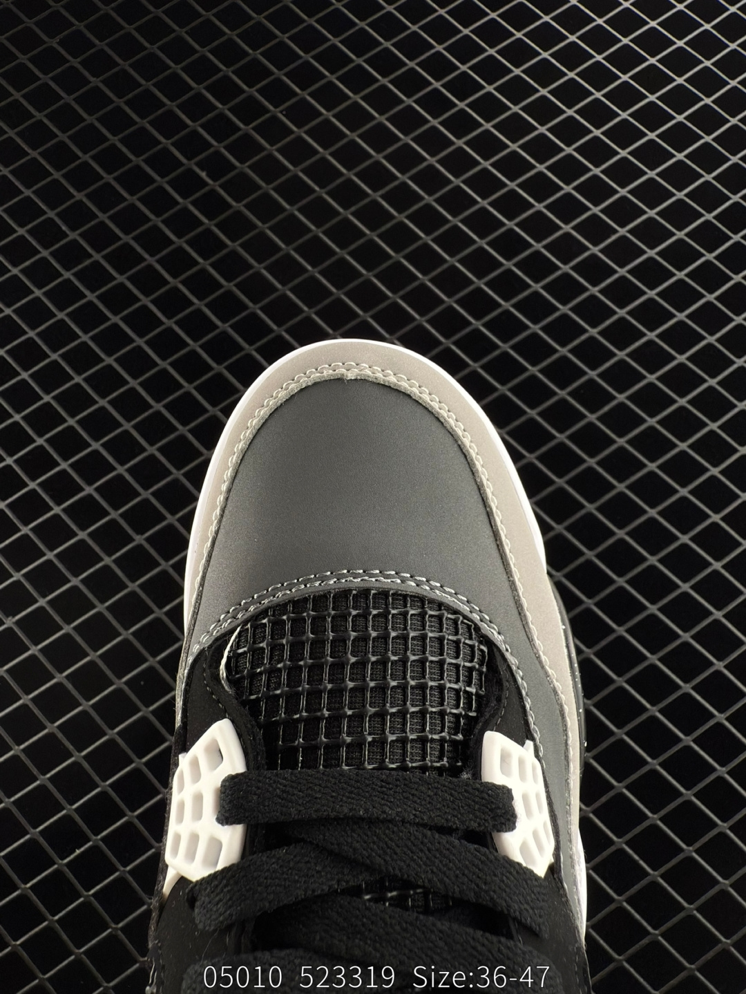 Nike Air Jordan 4 Retro